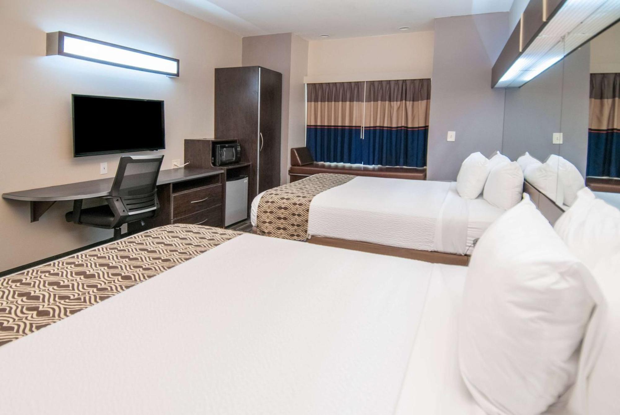 Microtel Inn And Suites Lafayette Exteriör bild