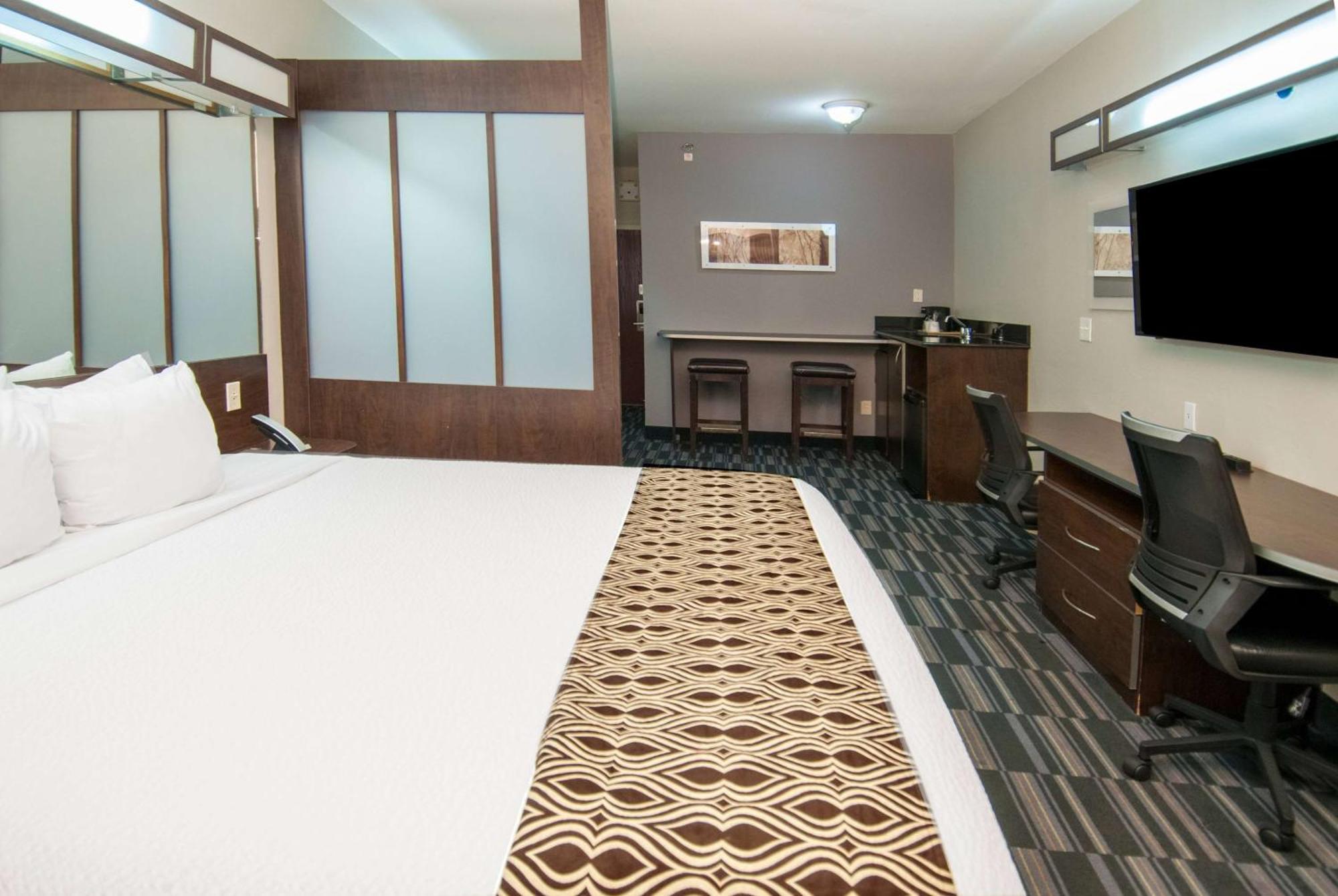 Microtel Inn And Suites Lafayette Exteriör bild